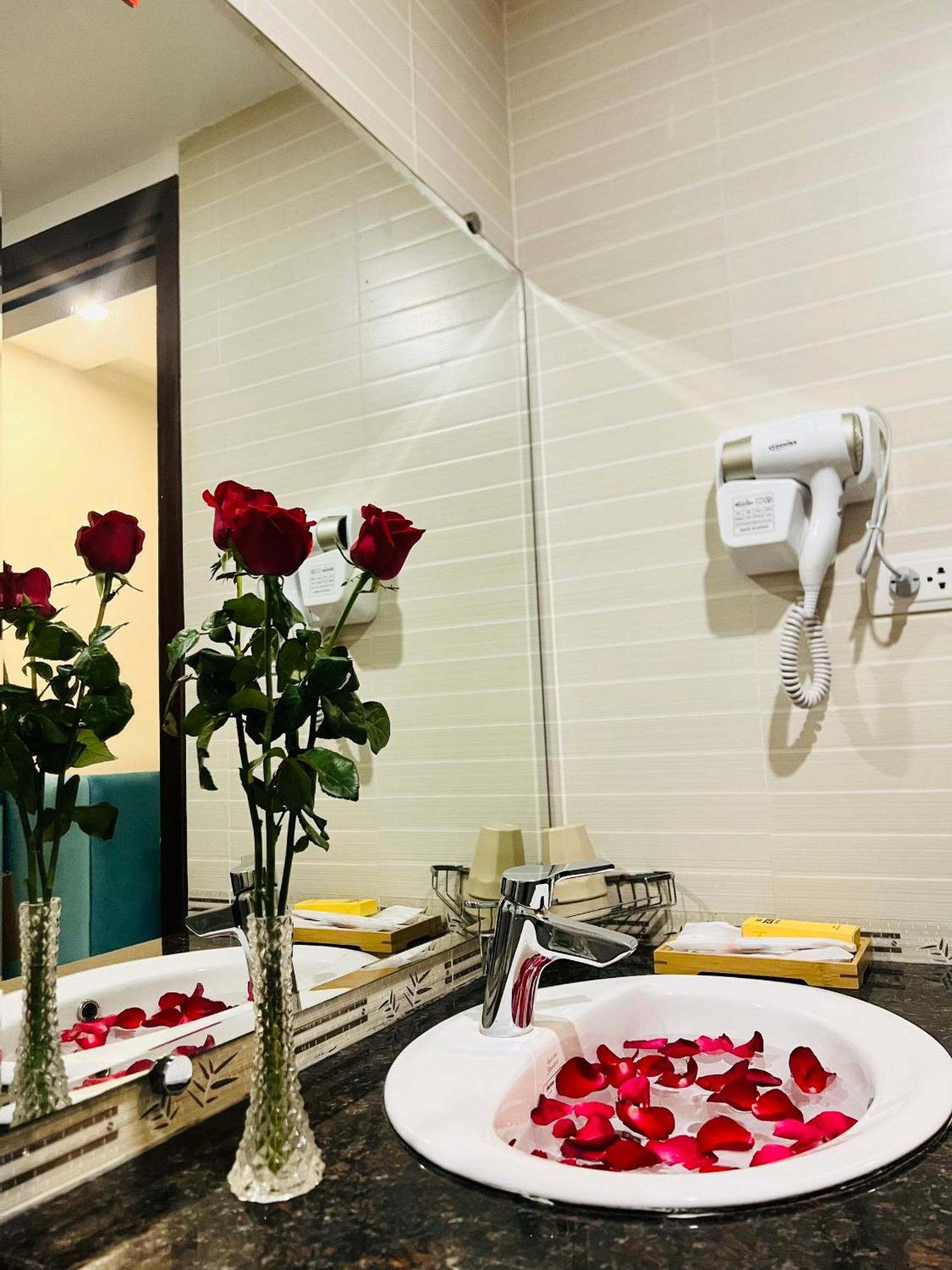 Hotel Khach San 239 Hanoi Zewnętrze zdjęcie